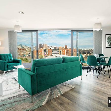 Maevela Apartments - Luxury Top Floor Penthouse - With Parking - 2 Bedroom New Build Apartment ✪ City Centre, Digbeth ✓ With Huge Patio Sliding Doors - City View - Rooftop Terrace - Ps4 & Smart Tv'S Бірмінгем Екстер'єр фото